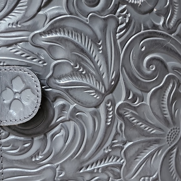 Patricia Nash Gray Floral Embossed Leather Crossbody - Picture 2 of 12